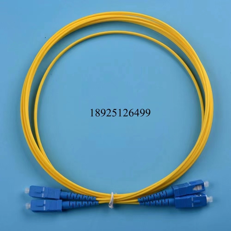 Yüksek Kaliteli Üretici Doğrudan Fiber Optik Yama Kablosu Arayüz Tipleri SC/LC, Uzunluk Aralığı 1,5m-30m LSZH