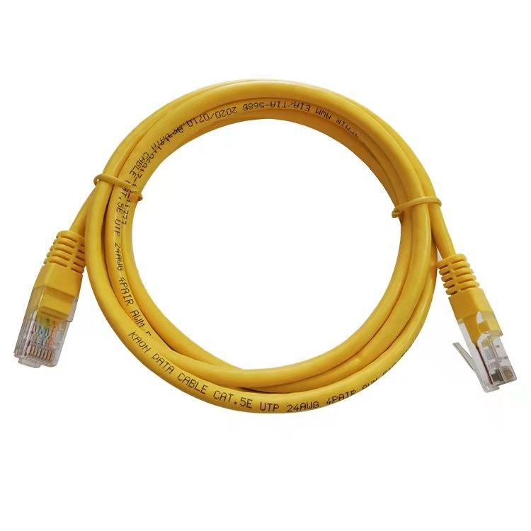 UTP Cat5 Kablosu Sarı Yama Kablosu Ethernet Kablosu Bilgisayar ve Yönlendirici için Cat5e